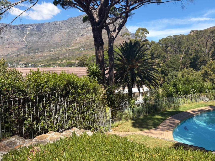 To Let 1 Bedroom Property for Rent in Tamboerskloof Western Cape